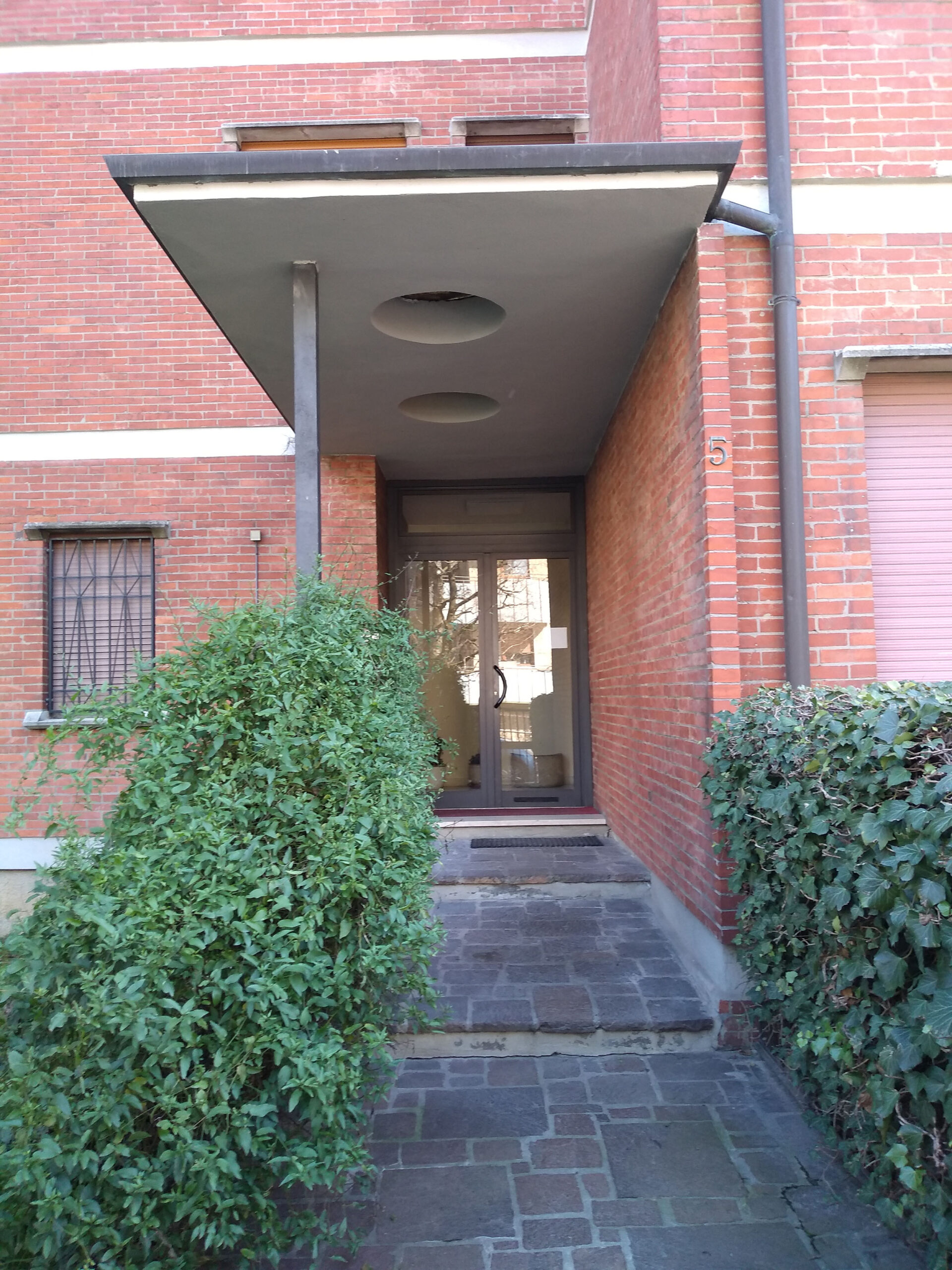 Foto ingresso pedonale esterno